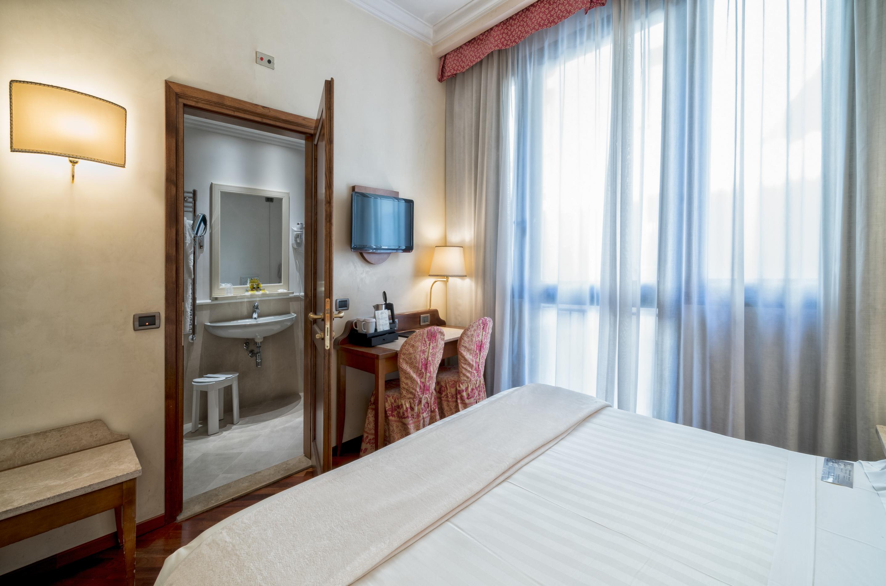 B&B Hotel Firenze Pitti Palace Al Ponte Vecchio Екстериор снимка