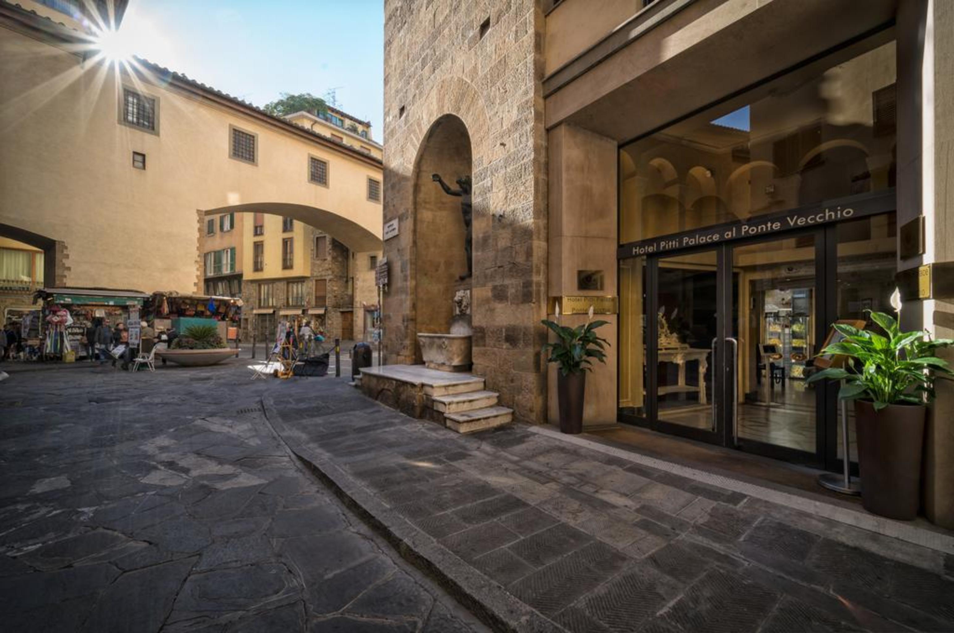 B&B Hotel Firenze Pitti Palace Al Ponte Vecchio Екстериор снимка